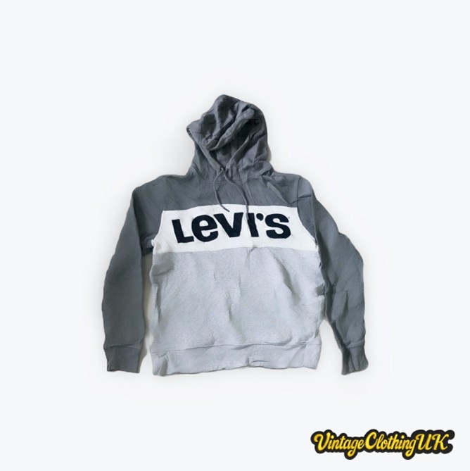 vintage Levi’s hoodie
